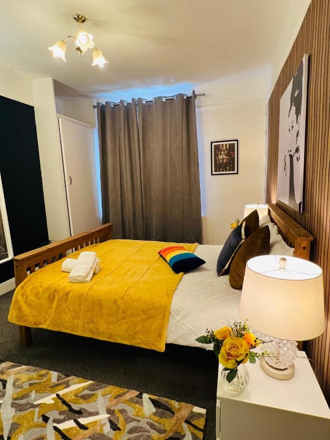 2-Bedroom Plus Living Room Flats Near Edgware Road لندن المظهر الخارجي الصورة