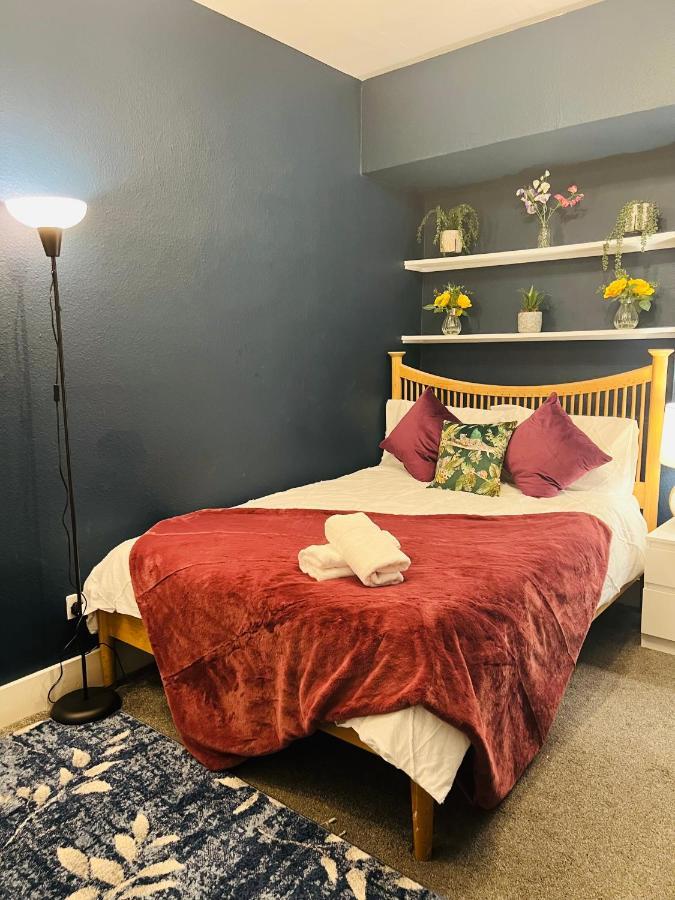 2-Bedroom Plus Living Room Flats Near Edgware Road لندن المظهر الخارجي الصورة