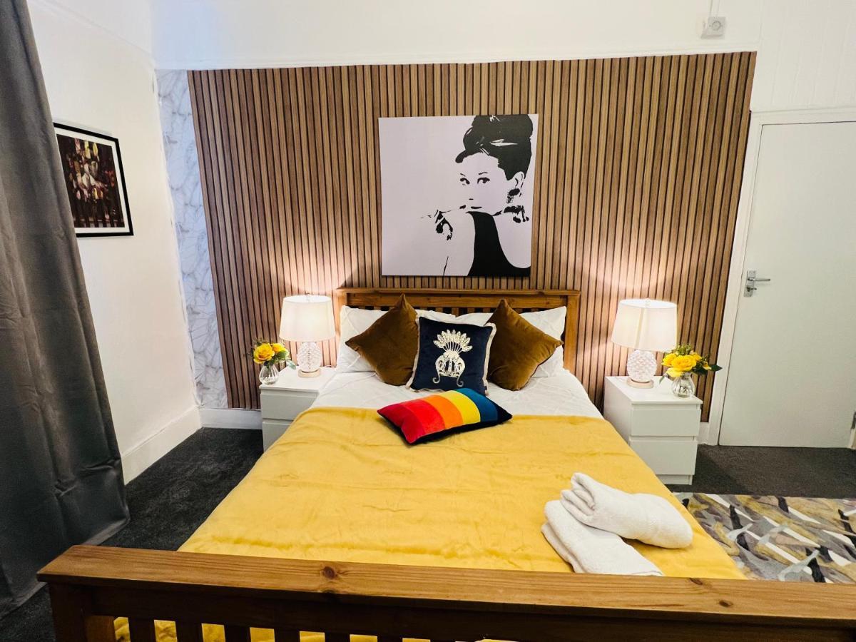 2-Bedroom Plus Living Room Flats Near Edgware Road لندن المظهر الخارجي الصورة