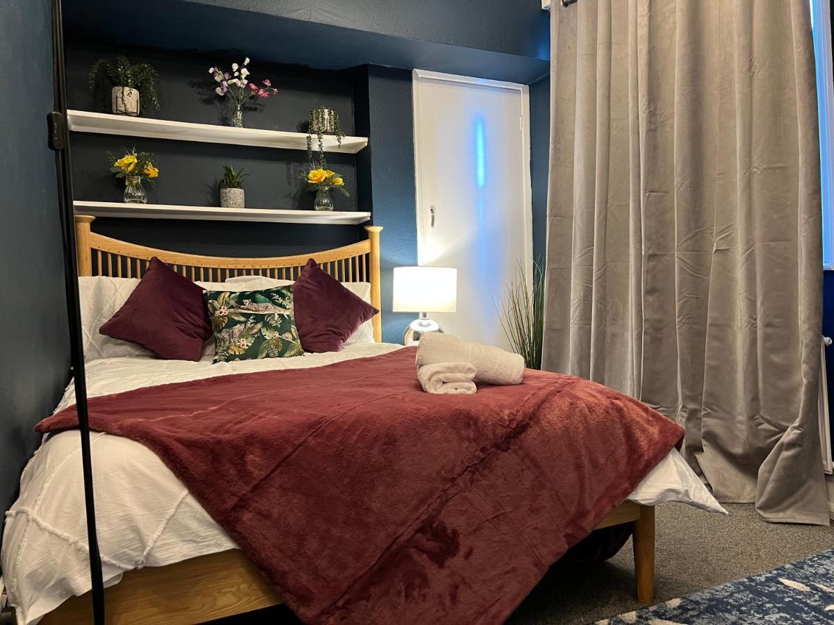 2-Bedroom Plus Living Room Flats Near Edgware Road لندن المظهر الخارجي الصورة